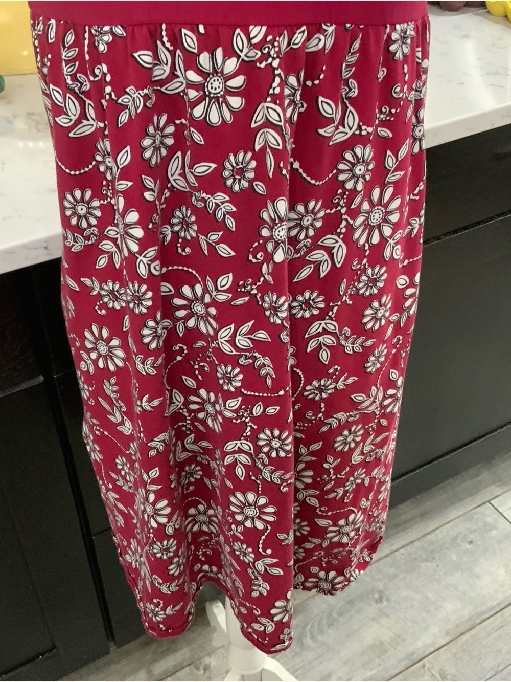 Ann Taylor Loft Empire Waist Dress Sz M Stretch Red White Floral Knit Feminine - Picture 3 of 11
